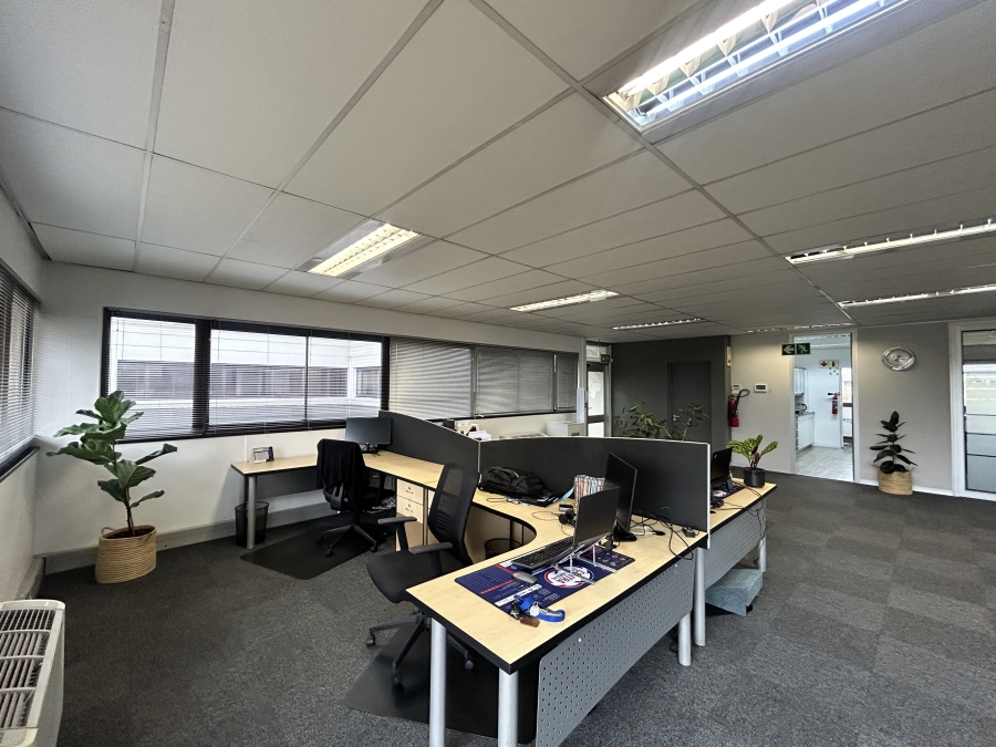 To Let commercial Property for Rent in Mowbray Western Cape